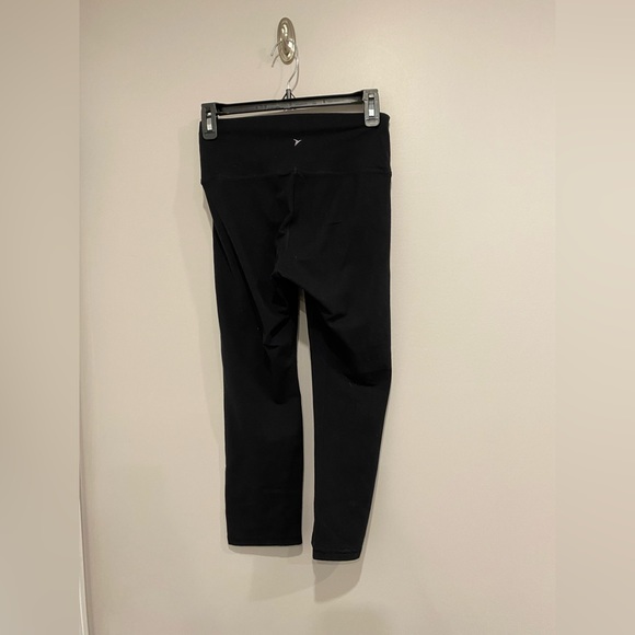 •2/$15• Old Navy Black 7/8 Length Leggings - Picture 3 of 3
